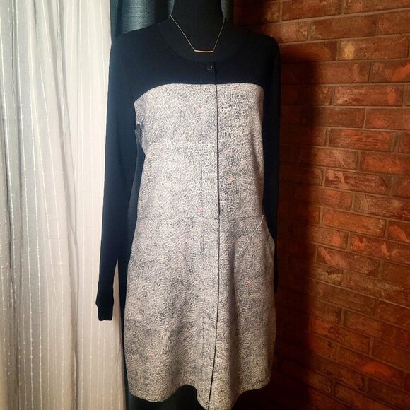 Skunkfunk Dresses & Skirts - SKUNKFUNK Colorblock Black Upper/Gray w/Black Design Body Zip Front Dress - Sz 4